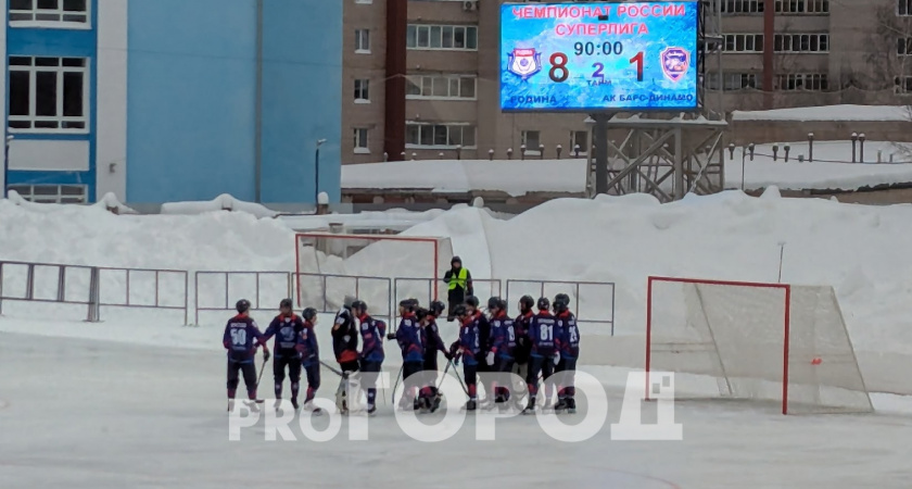 Кировская "Родина" разгромила гостей из Казани и вернулась в зону плей-офф