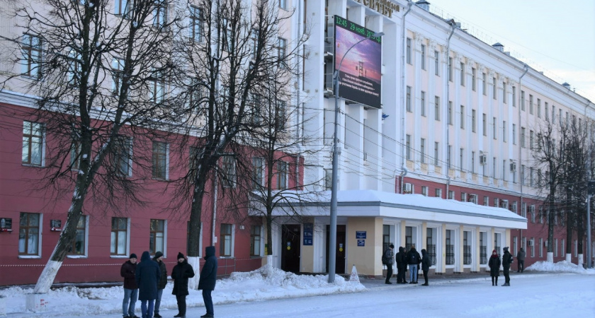 Гололедица и снег: какая погода ждет кировчан 16 февраля