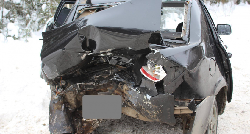 Появились подробности жесткого ДТП под Куменами с пятью ранеными в одной машине