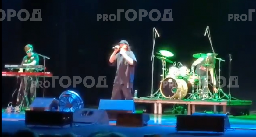 "Плясали все": тысяча кировчан зажигала под "Чистый лист" на концерте "Нэнси" (16+)