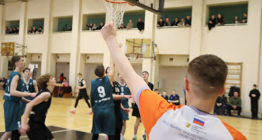 Лучшие школьные команды области по баскетболу встретятся в финале ШБЛ "КЭС-БАСКЕТ" в Кирове