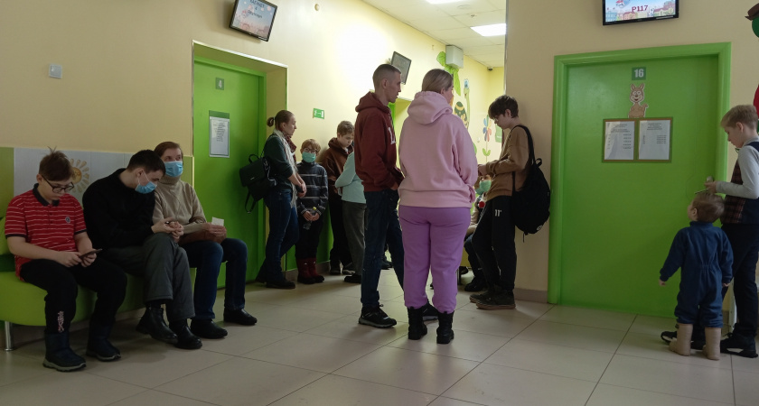 Опубликован график работы поликлиник и больниц Кировской области в праздники