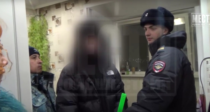 "Задела мужское достоинство": подозреваемый в убийстве 25-летней девушки на видео рассказал, как расправился с любимой