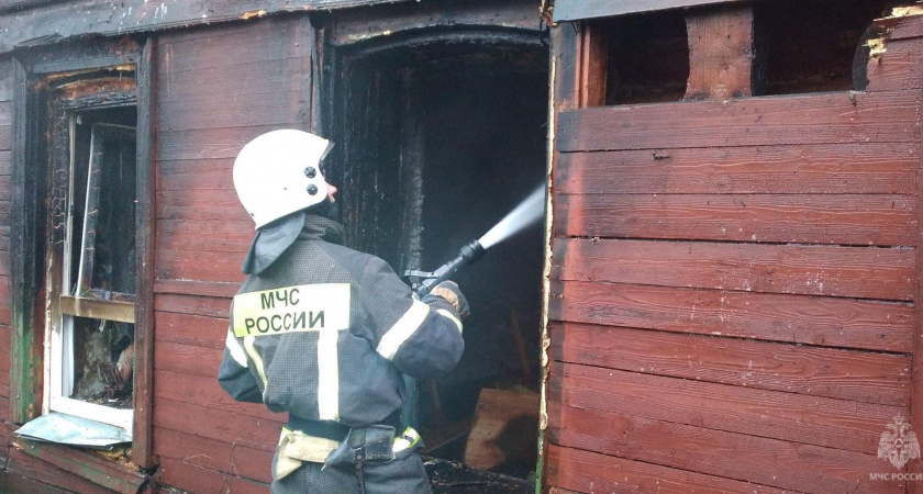 260 квадратных метров уничтожил огонь в Кикнуре