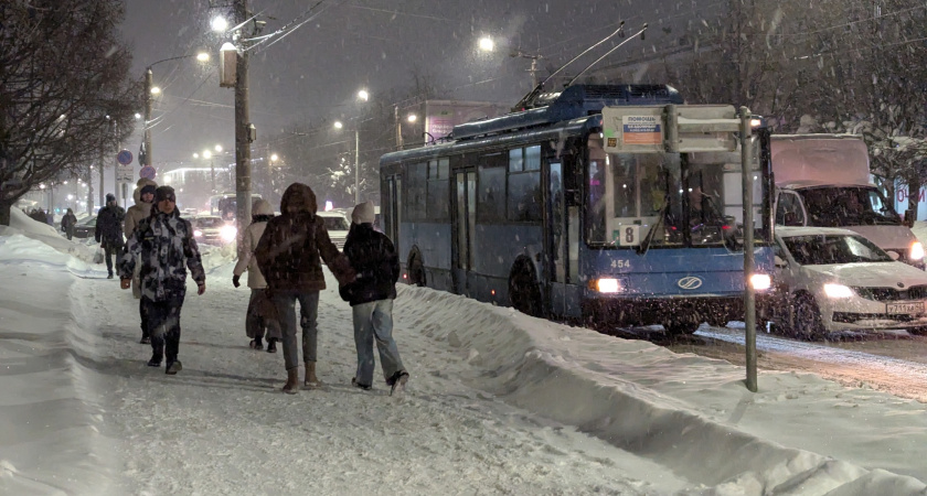 На Киров вновь идут сильные снегопады