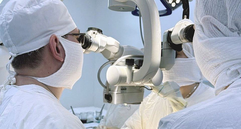 В Кирове нейрохирурги вернули на ноги мужчину, повредившего позвоночник в ДТП