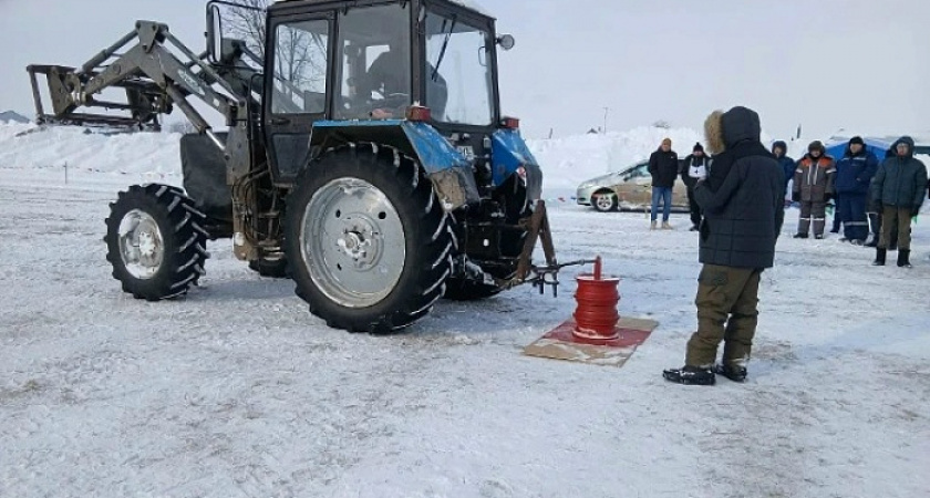 Зрелищное "Трактор-шоу" прошло в одном из районов Кировской области