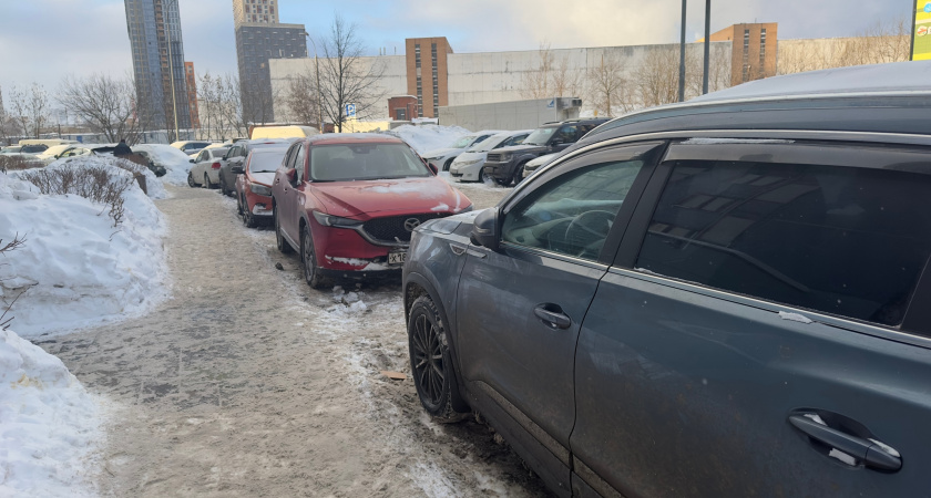 Сидим в машине с пивом, двигатель заглушен, подъезжает ГИБДД и говорят - «лишение прав»: разбираемся по закону
