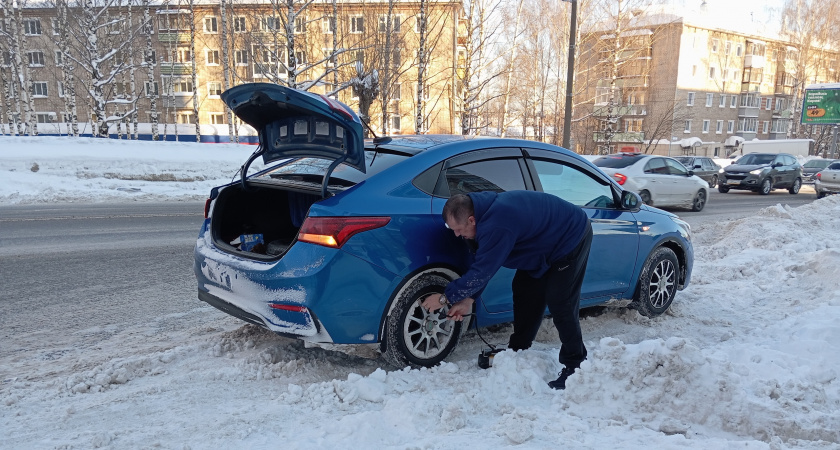 Качать шины до 2 атмосфер — привычка, которая убивает машину. Мастера объяснили, почему