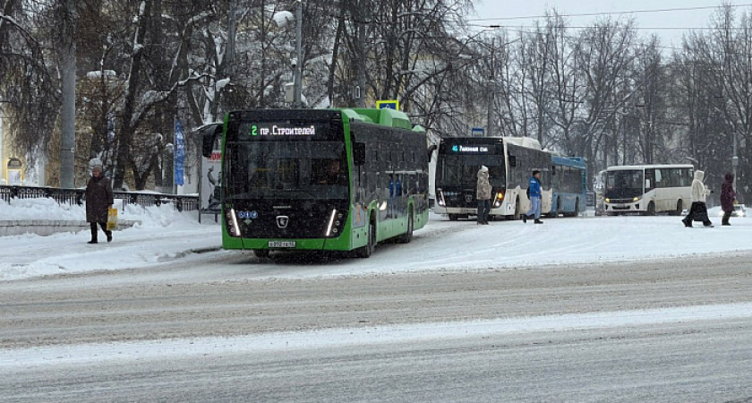 Автопарк Кировской области пополнится 100 новыми автобусами