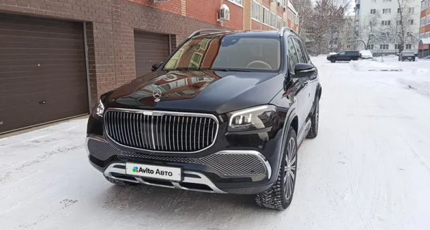 Кожаный салон, вентиляция сидений и лобовое стекло в подарок: кировчане продают б/у премиум-авто за 18 миллионов рублей