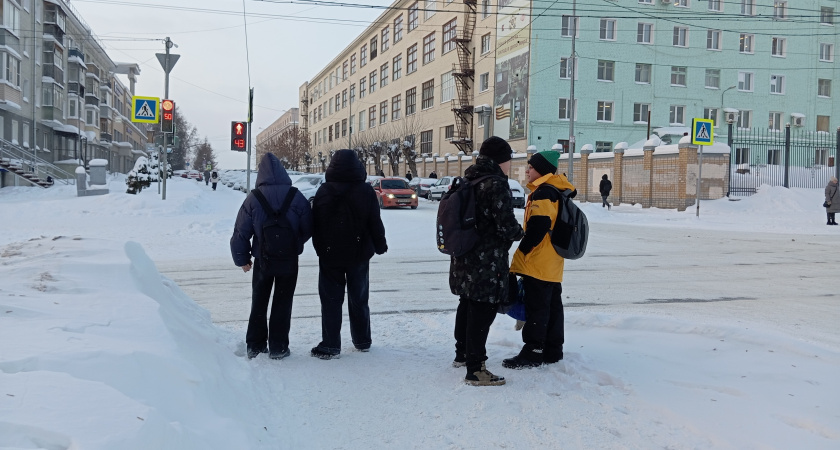 Штрафы на 16 миллионов рублей получили подрядчики в Кирове за плохую уборку улиц