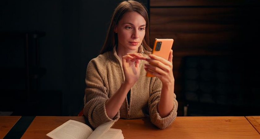 Как выбрать подарок к 8 Марта с помощью нейросетей – Билайн