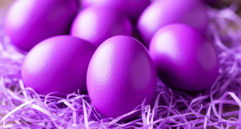 Не скорлупа, а просто космос: для покраски яиц в фиолетовый цвет химоза не пригодится - понадобится лишь один отход
