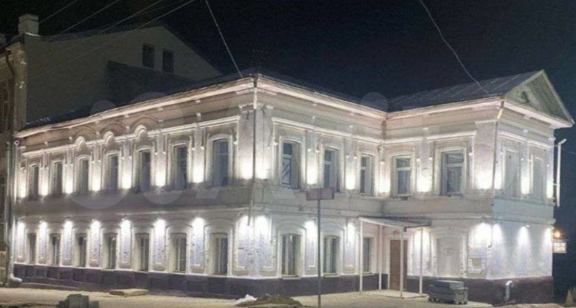 В историческом центре Кирова продается двухэтажное здание за 57 миллионов рублей