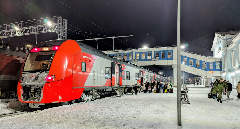 Более 100 тысяч человек перевезли поезда, соединяющие Киров с тремя мегаполисами
