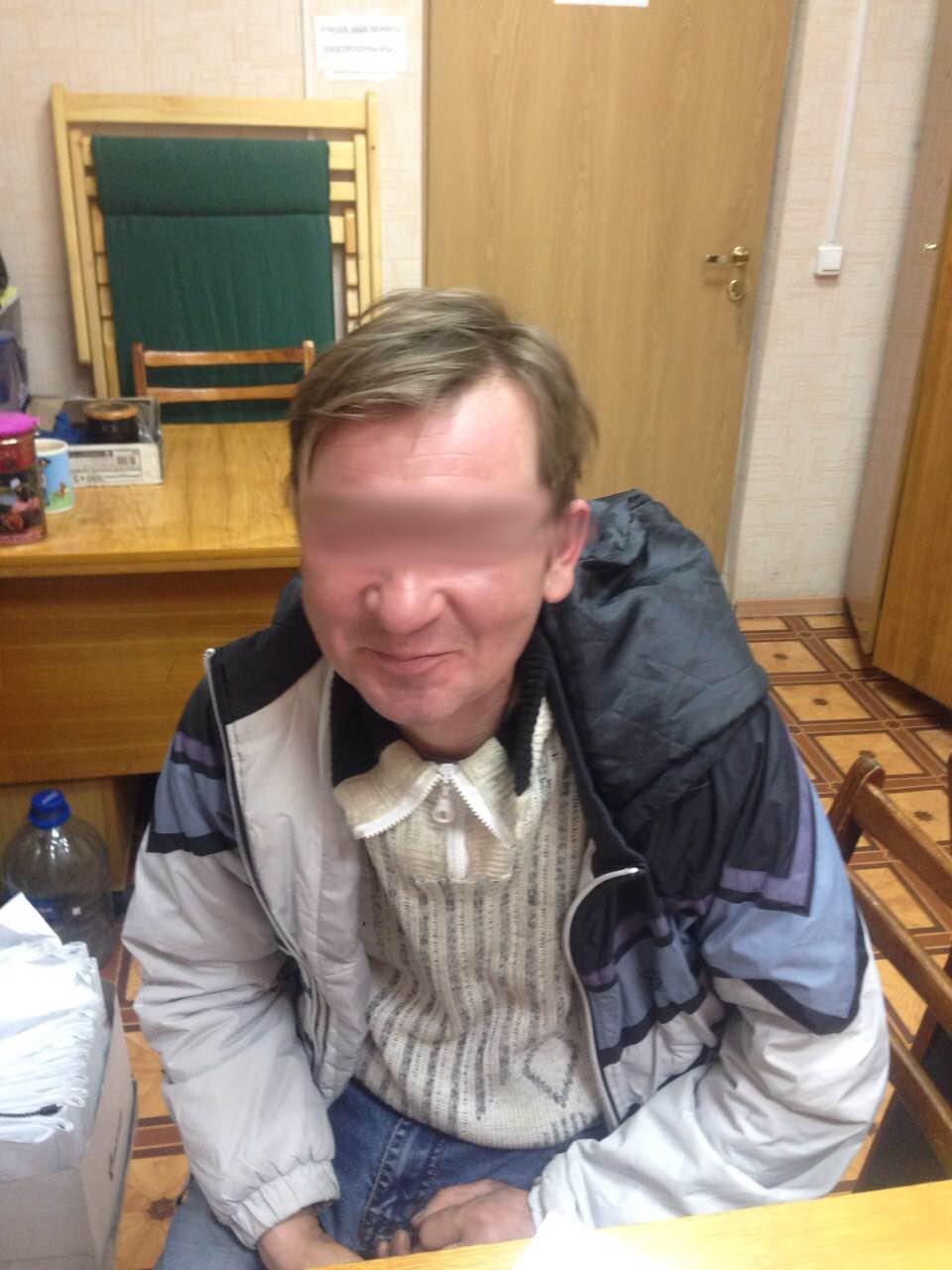 В Кирове мужчина жил в землянке, чтобы не платить 1,5 миллиона рублей алиментов