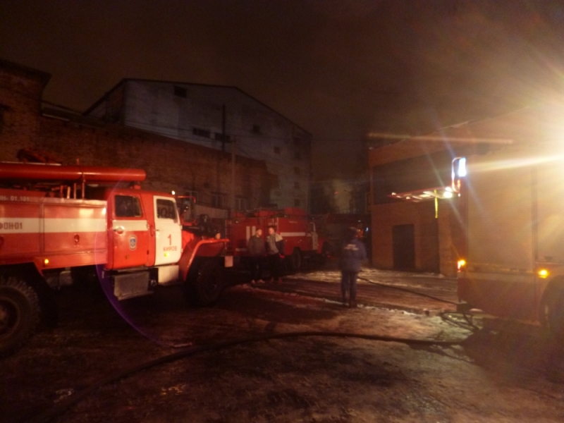 В Кирове более 200 человек эвакуировали из горящего ночного клуба