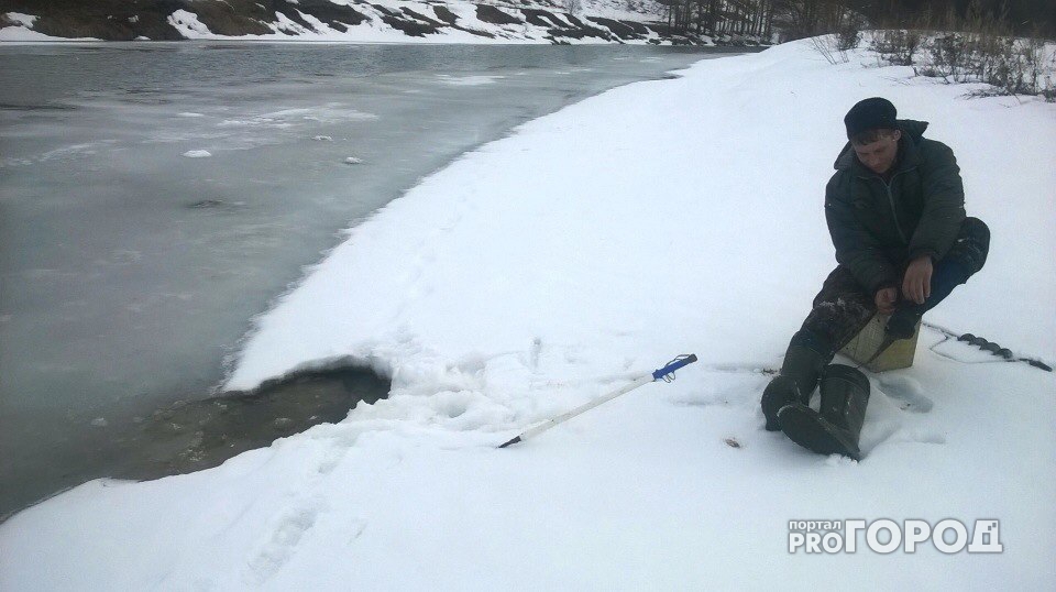 В Кировской области под лед провалился рыбак