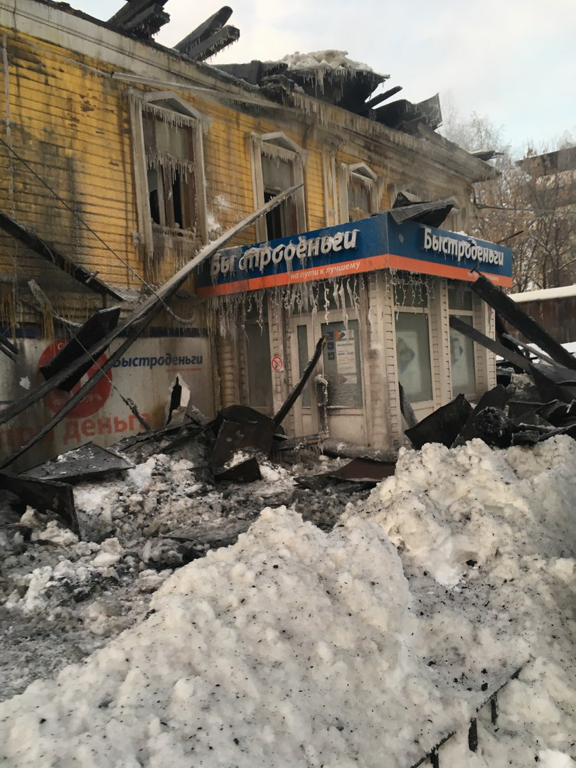 В Кирове  напротив Центральной гостиницы восстановят сгоревший дом