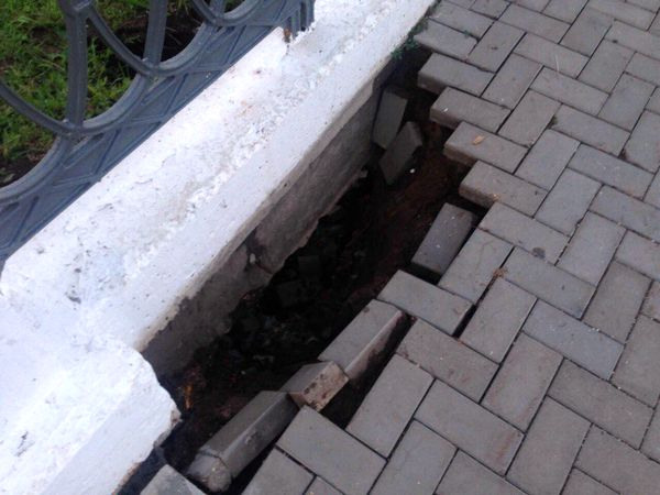 В Кирове укрепят тротуары и восстановят брусчатку на Набережной Грина