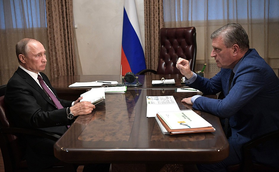 За закрытыми дверями: какие проблемы  успели обсудить Владимир Путин и Игорь Васильев