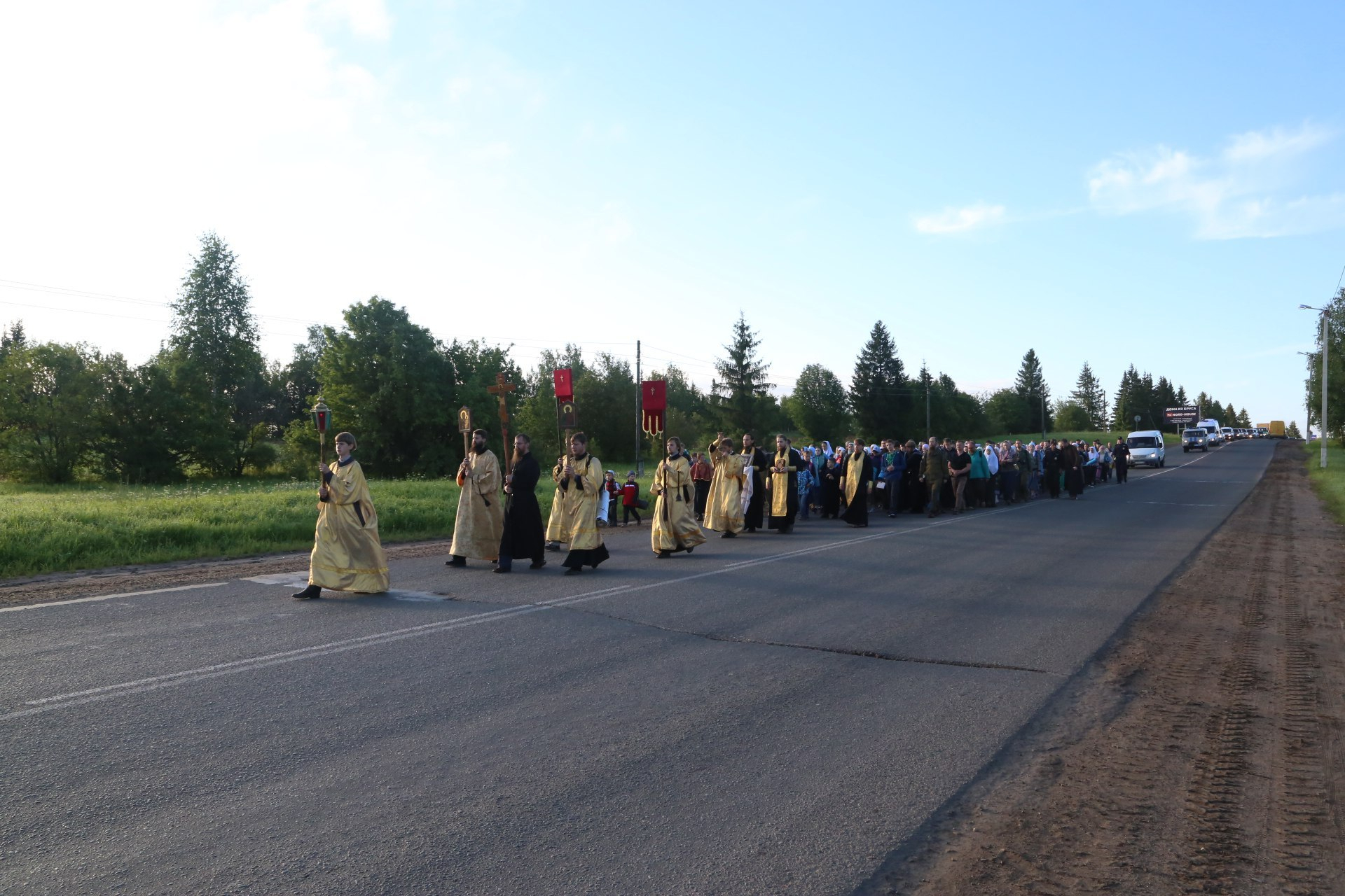 В Кировской области старообрядцы отправились в крестный ход