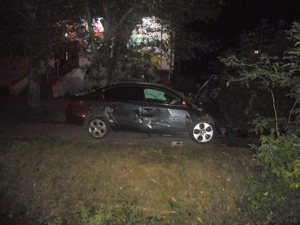 За ночь в Кирове произошли две серьезные аварии: есть пострадавшие