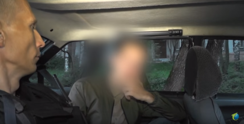 В Кирове задержали подростков, которые украли дорожный знак
