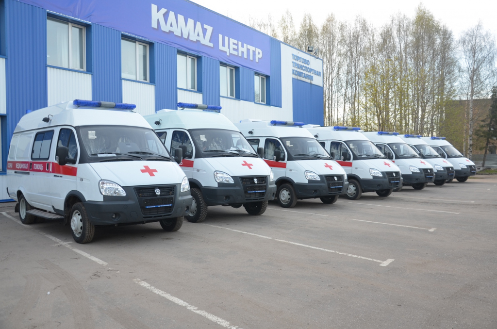 Кировской области выделят по 18 машин скорой помощи и школьных автобусов