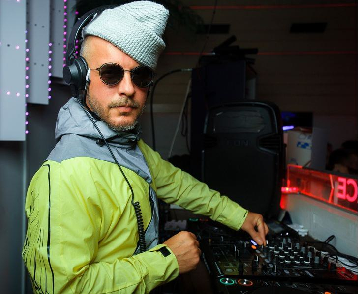 Гуру электронной музыки DJ List приедет в Киров