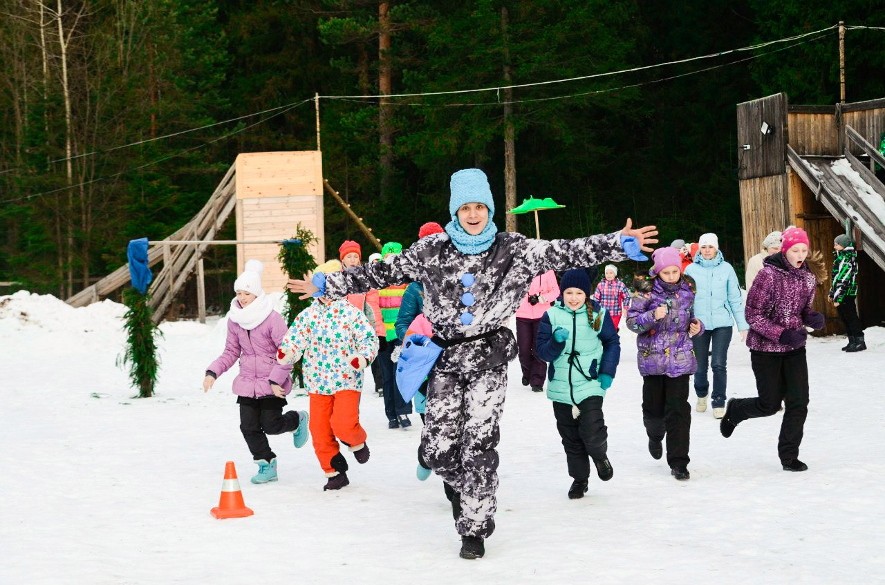 Как выбрать новогодний праздник для школьников? 