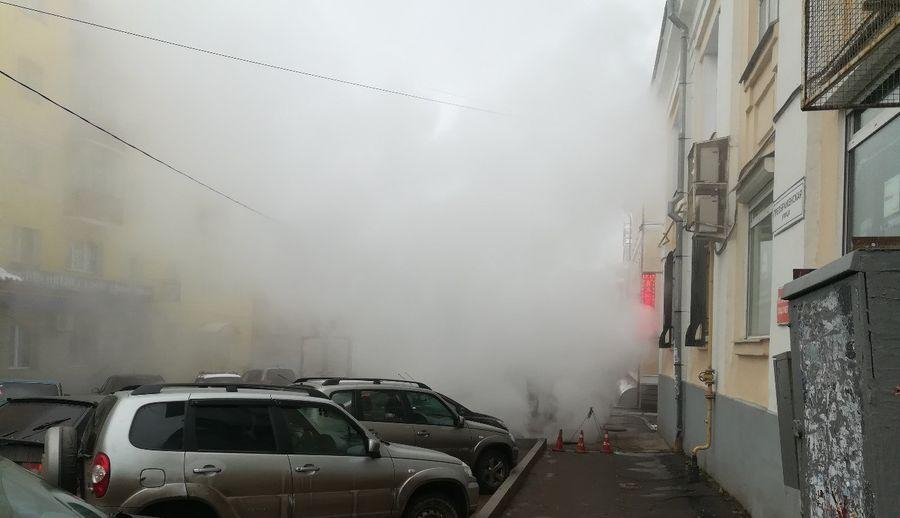 Из-за серьезной аварии в центре Кирова образовался «паровой» туман