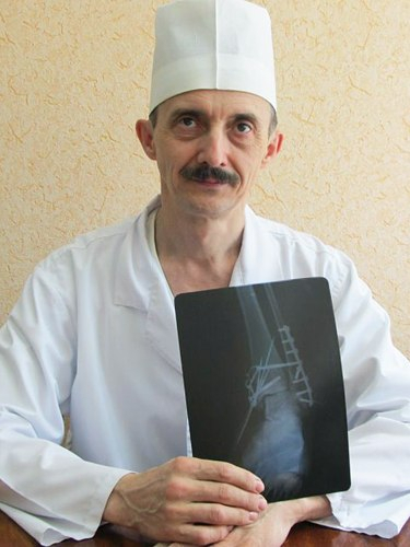 От тяжелой болезни умер кировский хирург Александр Деришев