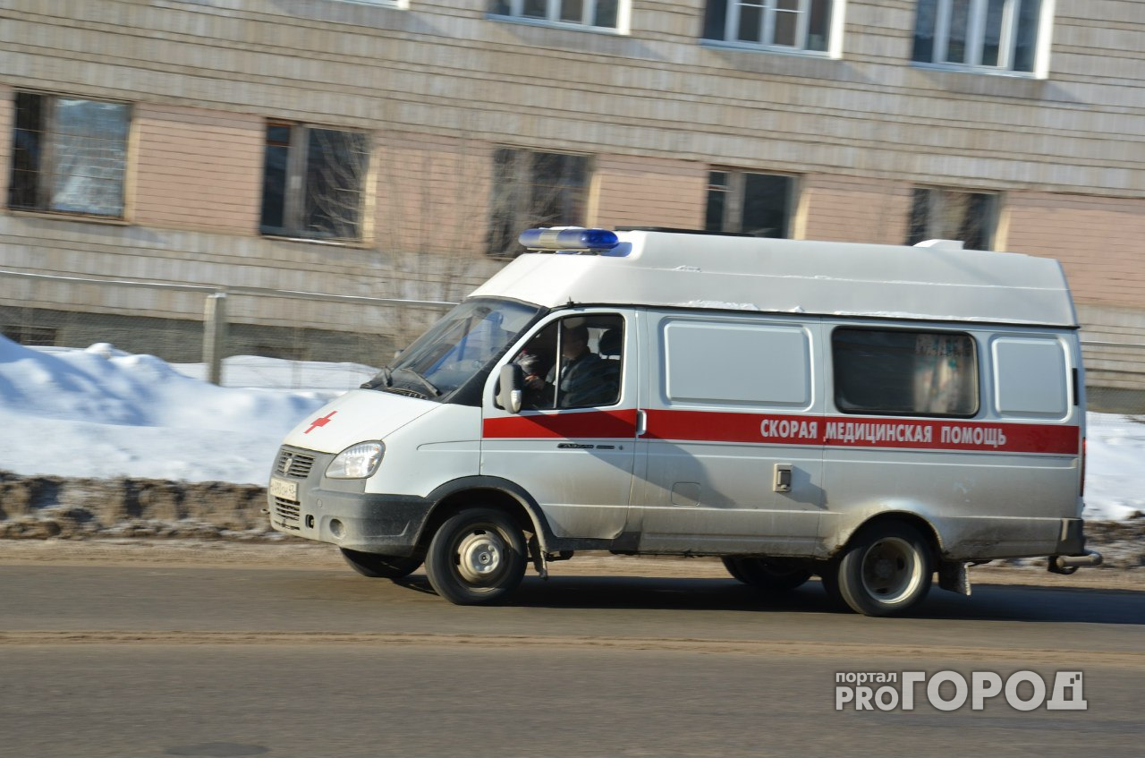 В Кировской области в ДТП погибла 25-летняя девушка, четверо человек травмированы