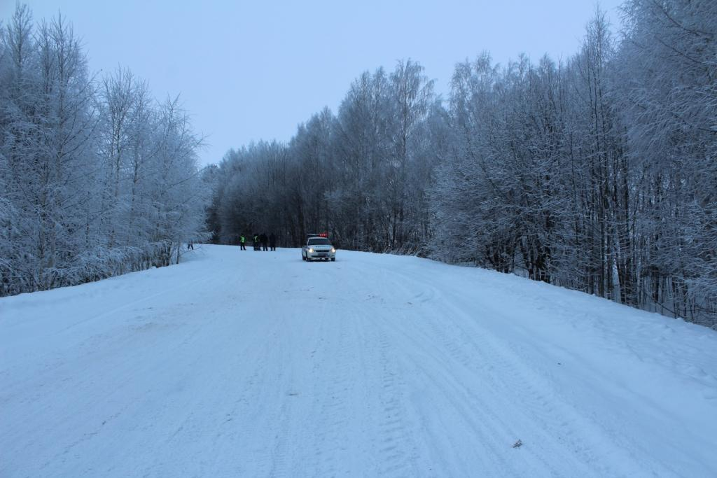 В Кировской области водитель снегохода попал в ДТП и погиб