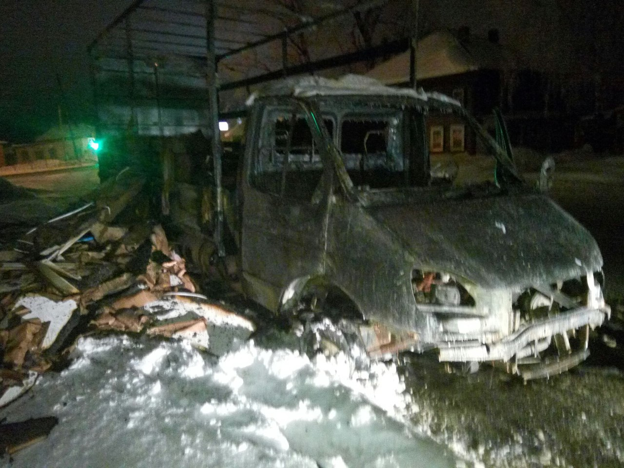 В Яранске на ходу вспыхнула «Газель» с матрасами, водитель с ожогами в больнице