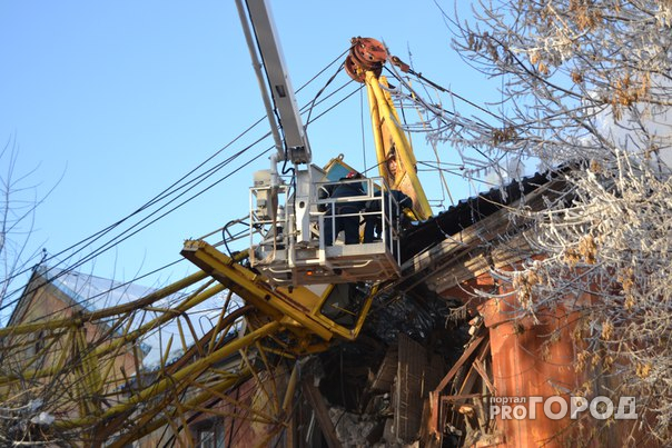 Падение башенного крана на дом в Кирове: хронология событий