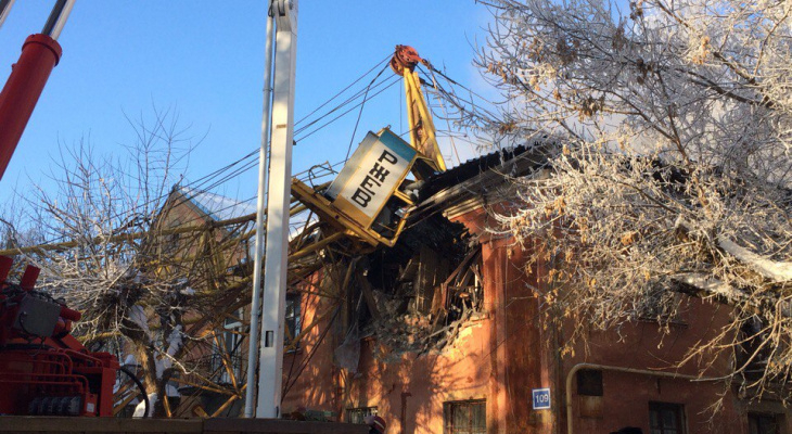 В Кирове в доме, на который упал башенный кран, восстановили водоснабжение
