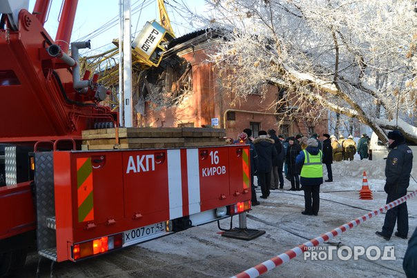 В Кирове поврежденный краном дом застройщик готов отремонтировать за свой счет