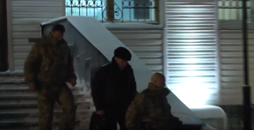 Появилось видео задержания начальника УГИБДД России по Кировской области