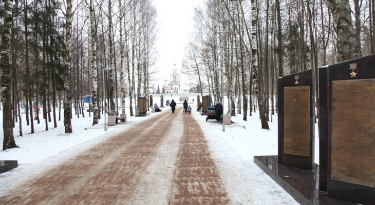 В Кирове на ремонт стелы в парке Победы потратят более миллиона рублей