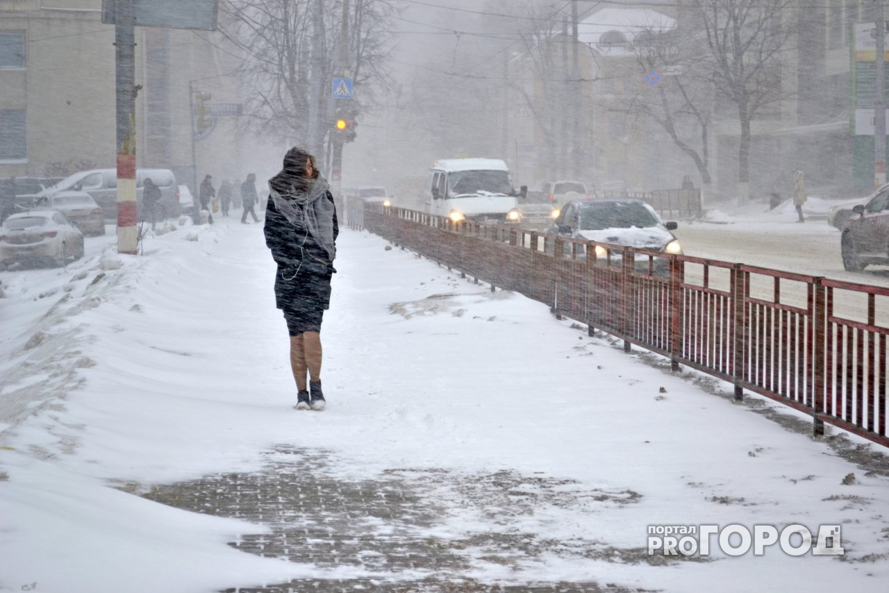 В Кирове водителей просят не садиться за руль в снегопад