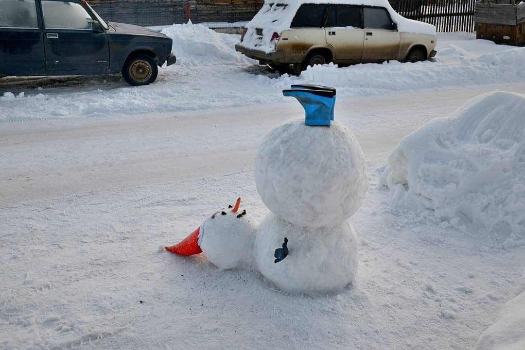 7 фото самых смешных и странных снеговиков в Кирове