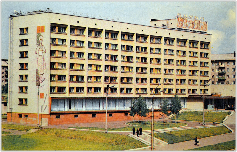 На здание гостиницы "Вятка" хотят вернуть изображение дымковской барыни