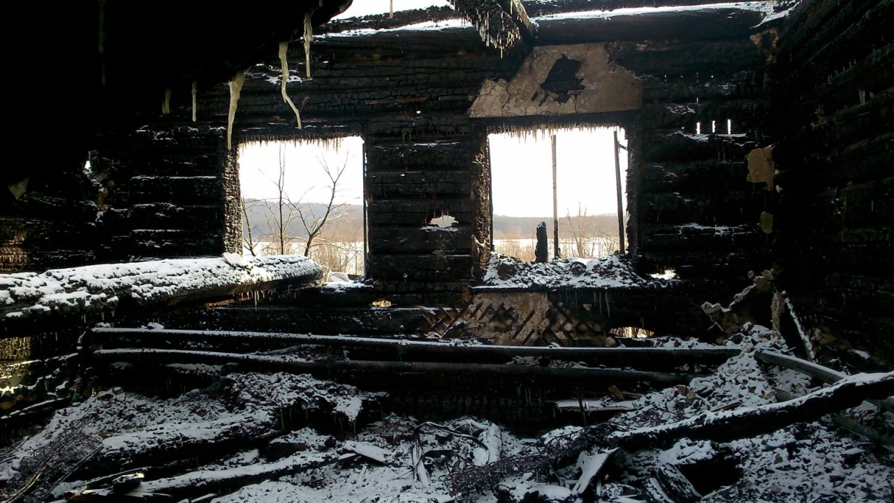 В Кировской области останки погибшего мужчины нашли через два дня после пожара