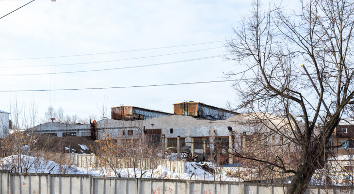 Что обсуждают в Кирове: закрытие магазина Стерлигова и снос здания завода КРИН