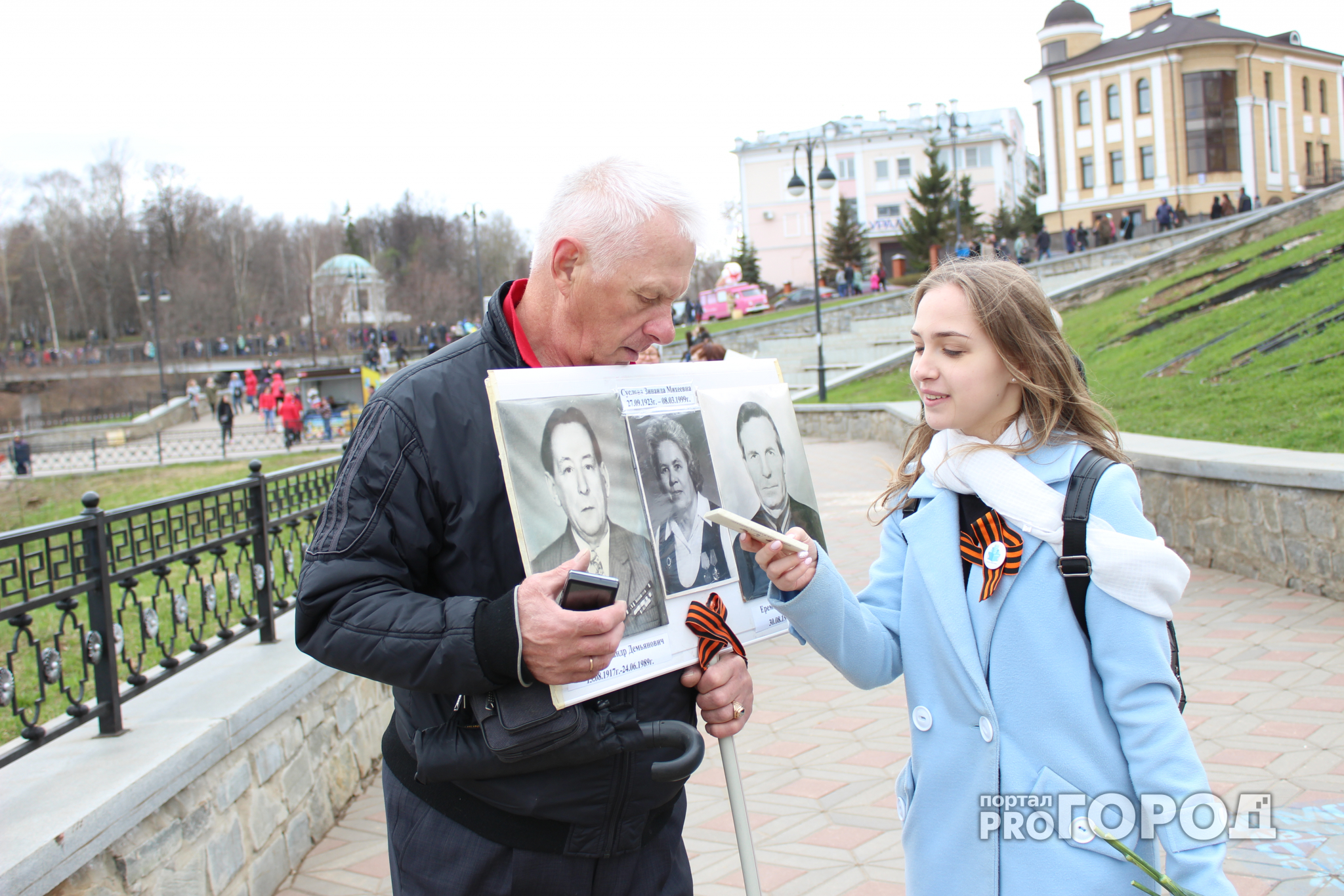 Более 100 плиток шоколада и праздничных открыток подарили кировчанам в День Победы