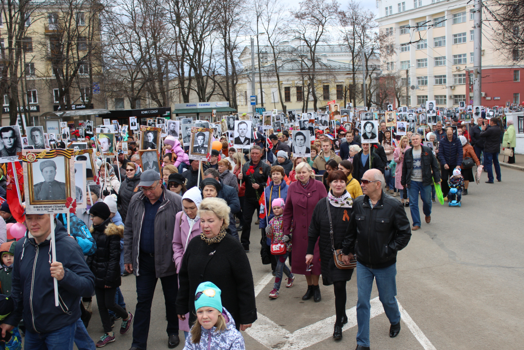 Нескольких участников Бессмертного полка не пустили на парад в Кирове