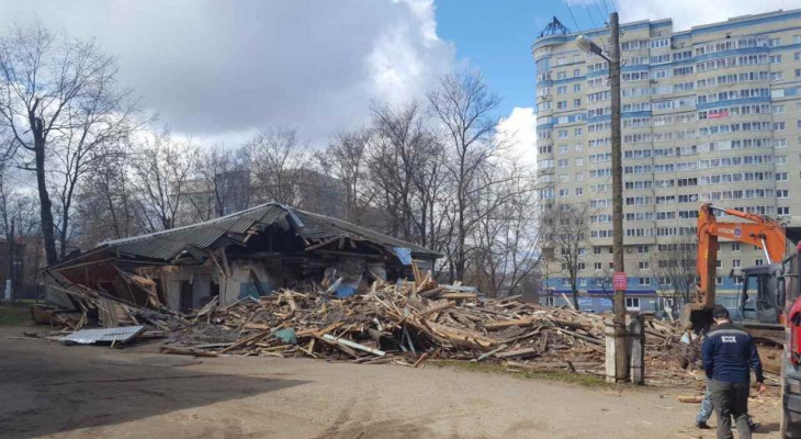 В Кирове приостановили снос всех аварийных домов